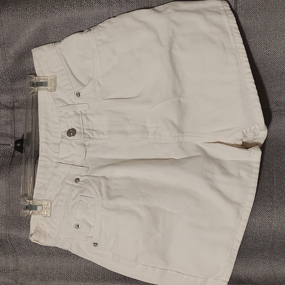 Divided by H&M White Denim High Rise Shorts Sz 6